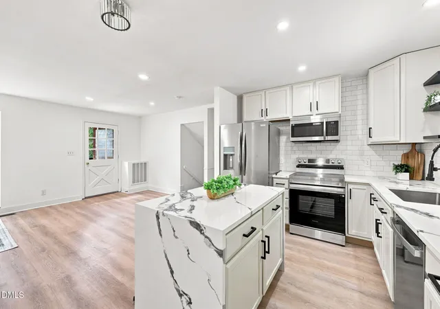 Photo 3 of Single family home for sale at 507 Sussex Ave, Sanford, NC 27330 | MLS# 10191902 | Listing updated on 2026-09-10
