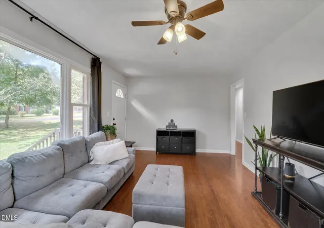 Photo 3 of Single family home for sale at 165 Windsor Dr, Wake Forest, NC 27587 | MLS# 10188909 | Listing updated on 2026-09-28