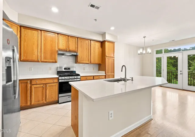 Photo 2 of Condo for sale at 1001 Hillsborough St, Raleigh, NC 27603 | MLS# 10190103 | Listing updated on 2026-09-03