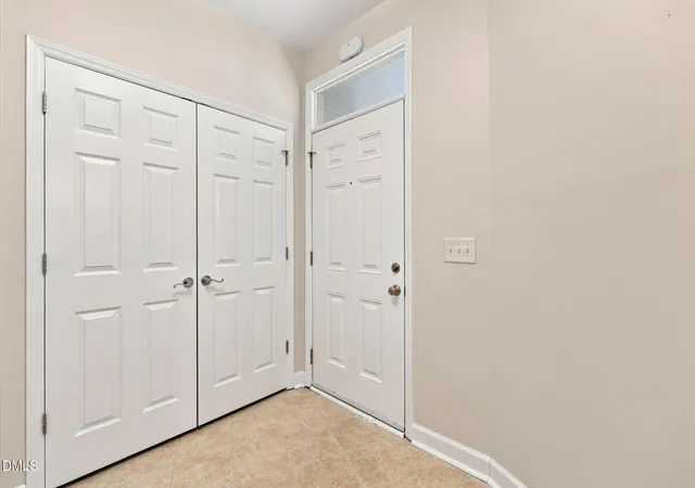 Listing Photo 4 - Condo for sale in building located at 1001 Hillsborough St, Raleigh, NC 27603