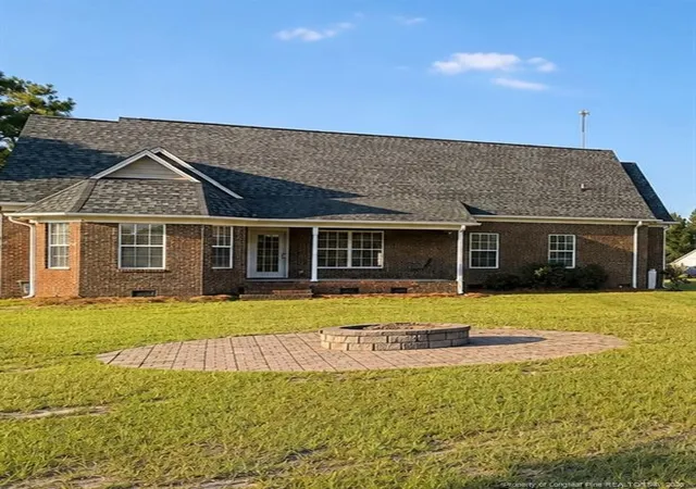Photo 3 of Single family home for sale at 1918 Sunshine Ct, Hope Mills, NC 28348 | MLS# 768367 | Listing updated on 2026-10-01