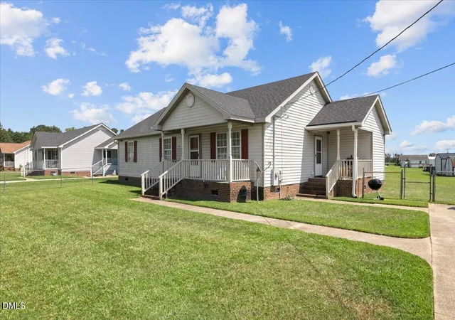 Photo 3 of Single family home for sale at 7032 Kingswood Cir, Stantonsburg, NC 27883 | MLS# 10191627 | Listing updated on 2026-09-10