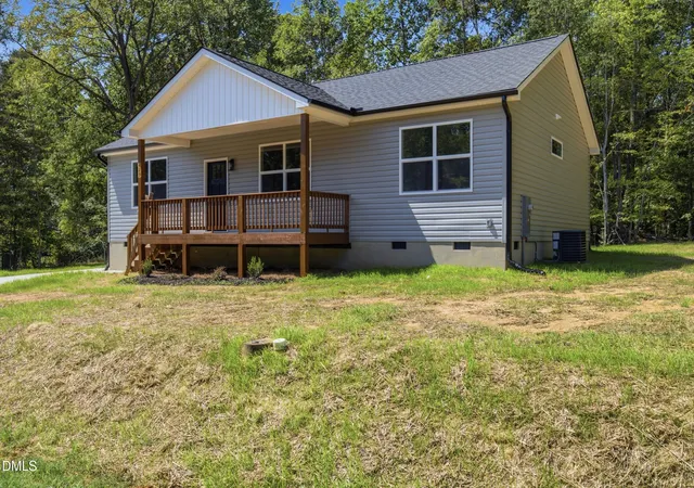 Photo 2 of Single family home for sale at 429 Tate Ave, Mebane, NC 27302 | MLS# 10188813 | Listing updated on 2026-09-09