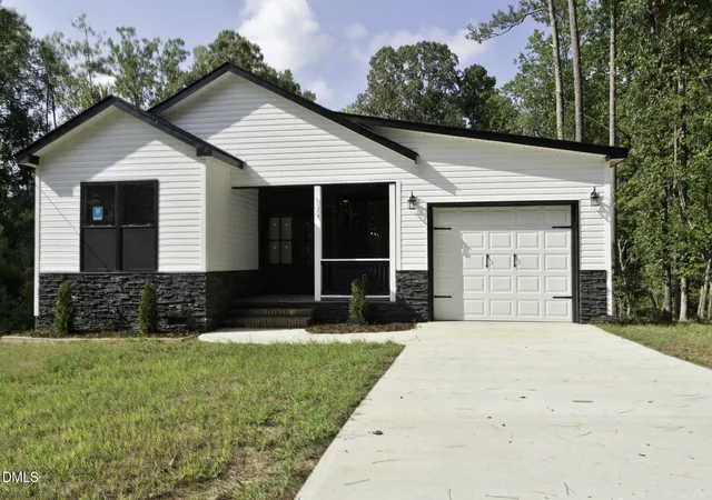Photo 2 of Sale Pending at 109 Quarterhorse Dr, Louisburg, NC 27549 | MLS# 10191361 | Listing updated on 2026-09-17