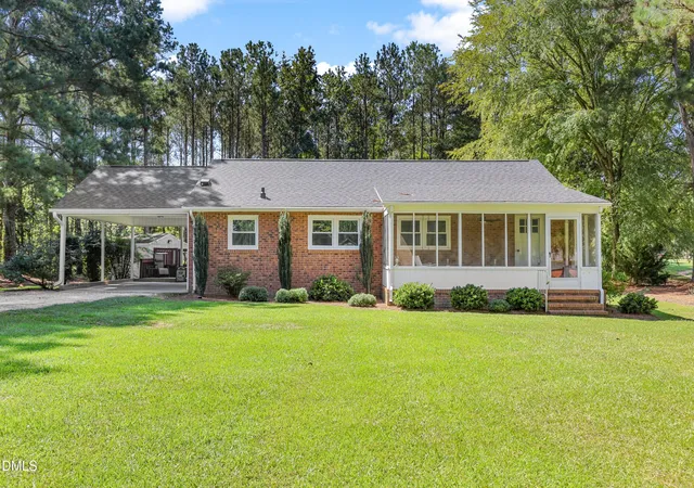 Photo 2 of Single family home for sale at 2438 Nc 27, Coats, NC 27521 | MLS# 10190178 | Listing updated on 2026-09-18