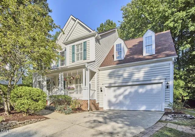 Photo 1 of Sale Pending at 6601 Monnell Dr, Raleigh, NC 27617 | MLS# 10190214 | Listing updated on 2026-09-17