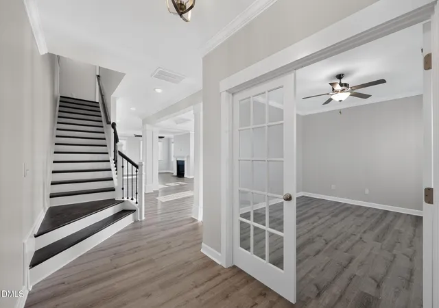 Photo 3 of Single family home for sale at 214 E Wellesley Dr, Clayton, NC 27520 | MLS# 10188965 | Listing updated on 2026-09-01