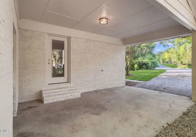Photo 3 of Sale Pending at 1101 Heritage Dr, Wendell, NC 27591 | MLS# 10189857 | Listing updated on 2026-09-11