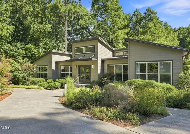 Photo 1 of Sale Pending at 2927 Wade Rd, Durham, NC 27705 | MLS# 10191890 | Listing updated on 2026-09-12