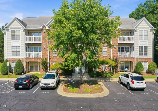 Photo 1 of Sale Pending at 2229 Delaney Dr # 312, Burlington, NC 27215 | MLS# 10190142 | Listing updated on 2026-09-04