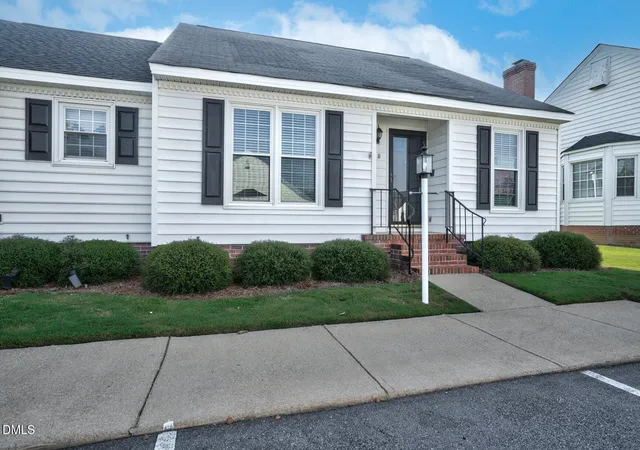 Photo 2 of Townhouse for sale at 2400 N Bradford Dr #1b, Wilson, NC 27896 | MLS# 10190051 | Listing updated on 2026-09-16