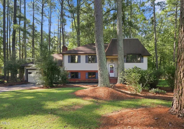 Photo 1 of Single family home for sale at 1707 Lynwood Cir, Sanford, NC 27330 | MLS# 10192408 | Listing updated on 2026-09-22