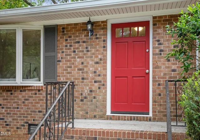 Photo 4 of Single family home for sale at 1405 Lake Pine Dr, Cary, NC 27511 | MLS# 10189879 | Listing updated on 2026-09-16