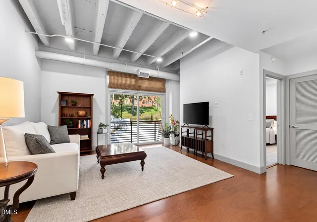 Listing Photo 4 - Condo for sale in building located at 1300 Saint Marys St, Raleigh, NC 27605 - Unit #208