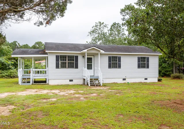 Photo 1 of Single family home for sale at 60 White Woods Rd, Roseboro, NC 28382 | MLS# 10192212 | Listing updated on 2026-09-11