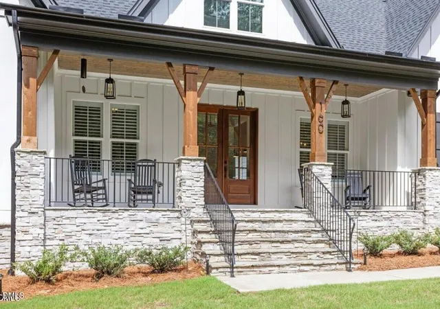 Photo 4 of Single family home for sale at 160 Roberson Crk Rd, Pittsboro, NC 27312 | MLS# 10190305 | Listing updated on 2026-10-20