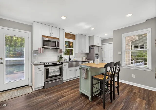 Photo 3 of Single family home for sale at 3405 Marietta Ct, Raleigh, NC 27612 | MLS# 10191684 | Listing updated on 2026-10-03