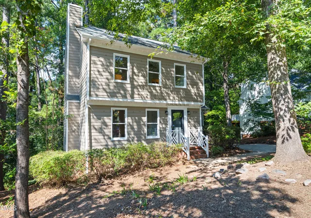 Photo 2 of Single family home for sale at 4904 Fortunes Ridge Dr, Durham, NC 27713 | MLS# 10190386 | Listing updated on 2026-10-07