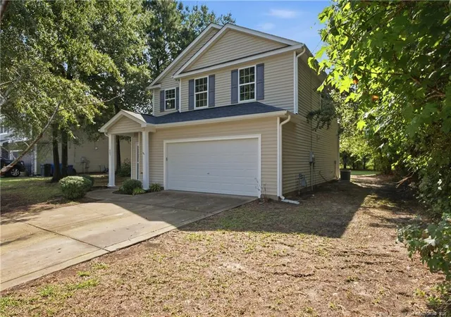Photo 1 of Single family home for sale at 805 Bellingham Wy, Fayetteville, NC 28312 | MLS# 768379 | Listing updated on 2026-09-10
