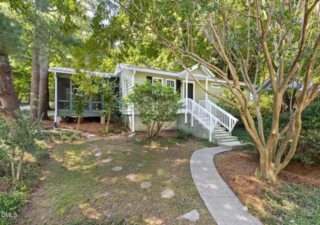 Photo 2 of Single family home for sale at 107 N Hillsborough Ave, Hillsborough, NC 27278 | MLS# 10190845 | Listing updated on 2026-09-10