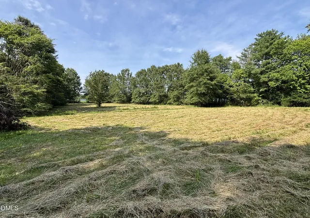 Photo 3 of Single family home for sale at 4679 Harper Renn Rd, Oxford, NC 27565 | MLS# 10194453 | Listing updated on 2026-09-24