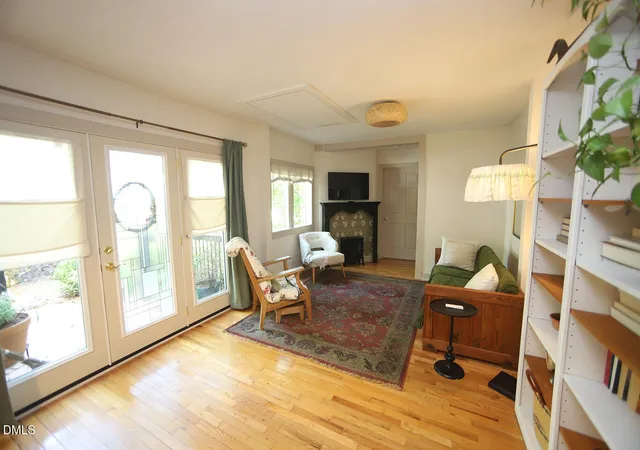 Photo 4 of Sale Pending at 114 Wanna Dr, Louisburg, NC 27549 | MLS# 10192032 | Listing updated on 2026-09-16
