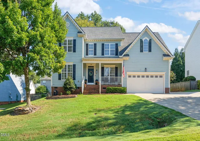 Photo 1 of Single family home for sale at 129 Nelson Ln, Clayton, NC 27527 | MLS# 10190151 | Listing updated on 2026-09-15