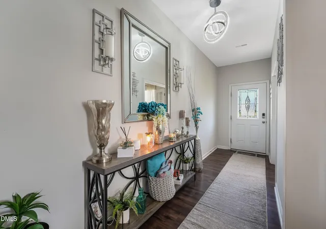 Photo 3 of Single family home for sale at 2902 Ledgestone Dr, Creedmoor, NC 27522 | MLS# 10191638 | Listing updated on 2026-09-11