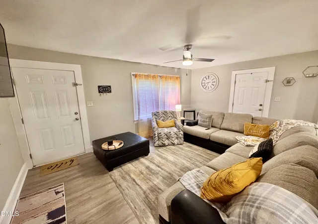 Photo 3 of Single family home for sale at 220 Hill St, Roxboro, NC 27573 | MLS# 10189999 | Listing updated on 2026-10-01
