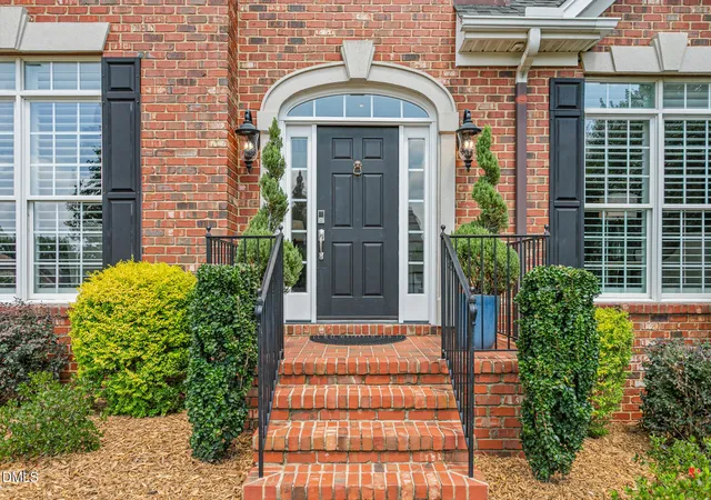 Photo 4 of Sale Pending at 6002 Windsor Cir, Elon, NC 27244 | MLS# 10189850 | Listing updated on 2026-09-07