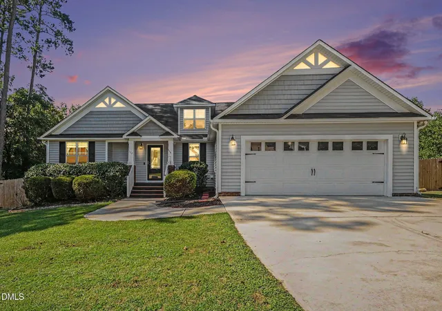 Photo 1 of Single family home for sale at 122 Shetland Ln, Smithfield, NC 27577 | MLS# 10190350 | Listing updated on 2026-09-06