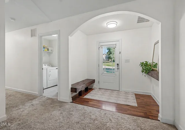 Photo 4 of Single family home for sale at 122 Shetland Ln, Smithfield, NC 27577 | MLS# 10190350 | Listing updated on 2026-09-06