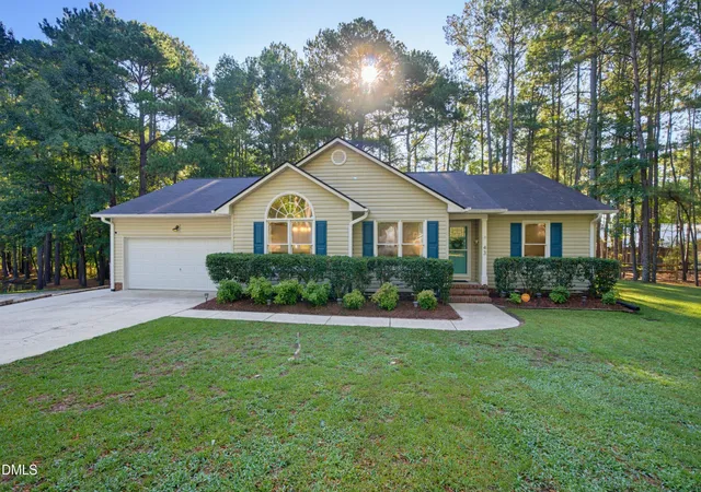 Photo 2 of Sale Pending at 43 Lilly Loop, Sanford, NC 27332 | MLS# 10190099 | Listing updated on 2026-09-16