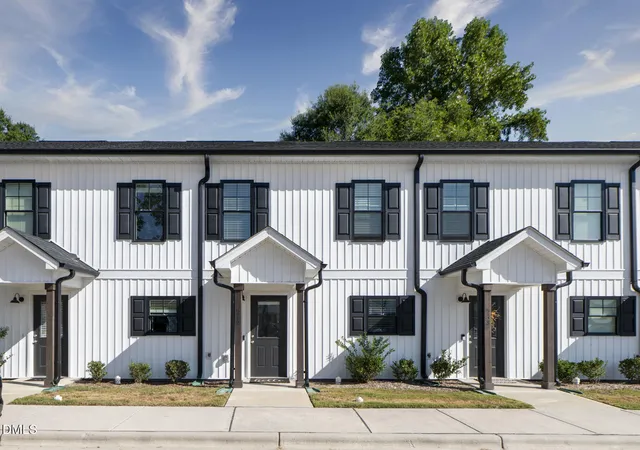 Townhouse for sale at 242 S Raleigh St, Angier, NC 27501 | MLS# 10190507