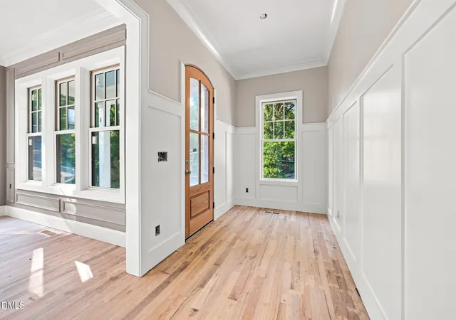 Photo 4 of Single family home for sale at 2702 N Mayview Rd, Raleigh, NC 27607 | MLS# 10190215 | Listing updated on 2026-09-02