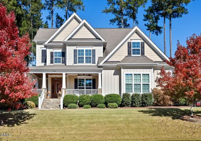 Photo 2 of Single family home for sale at 1129 Hollymont Dr, Holly Springs, NC 27540 | MLS# 10190738 | Listing updated on 2026-09-19
