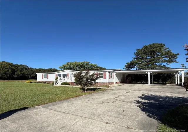 Photo 3 of Sale Pending at 4633 Tarheel Rd, Lumberton, NC 28358 | MLS# 768611 | Listing updated on 2026-09-19