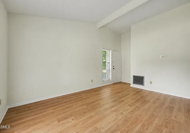 Listing Photo 4 - Condo for sale in building located at 85 B Mannsfield Crescent Wy, Pittsboro, NC 27312 - Unit #B
