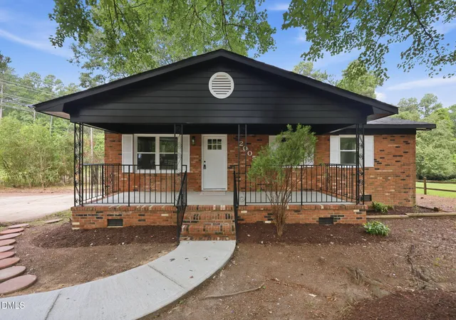 Photo 2 of Sale Pending at 2005 Patterson Rd, Durham, NC 27704 | MLS# 10189849 | Listing updated on 2026-09-08