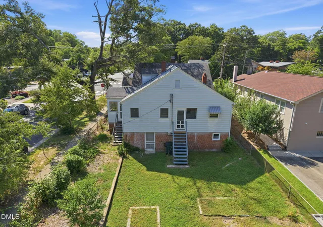 Photo 3 of House for sale at 1000 Broad St, Durham, NC 27705 | MLS# 10190494 | Listing updated on 2026-09-03