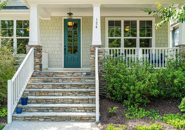 Photo 2 of Sale Pending at 124 Cardinal Ridge Rd, Chapel Hill, NC 27516 | MLS# 10190712 | Listing updated on 2026-09-12