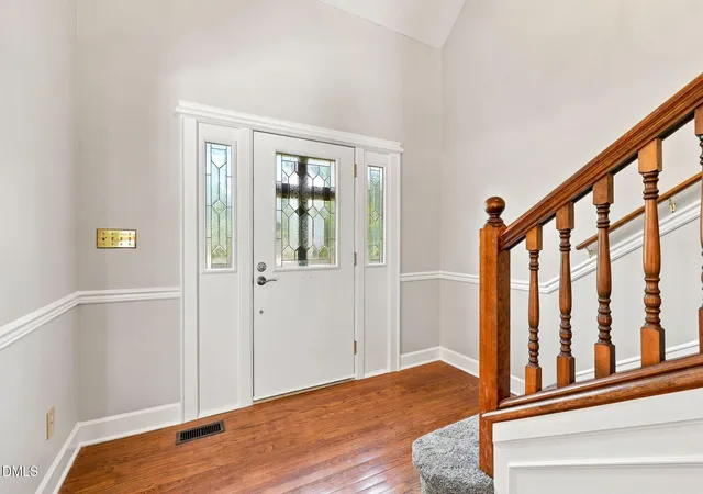 Photo 3 of Single family home for sale at 5601 Sky Ln Dr, Durham, NC 27704 | MLS# 10191114 | Listing updated on 2026-09-16