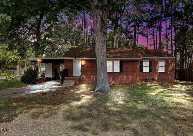 Photo 2 of Single family home for sale at 2000 Rosewood Ave, Rocky Mount, NC 27801 | MLS# 10189933 | Listing updated on 2026-09-01