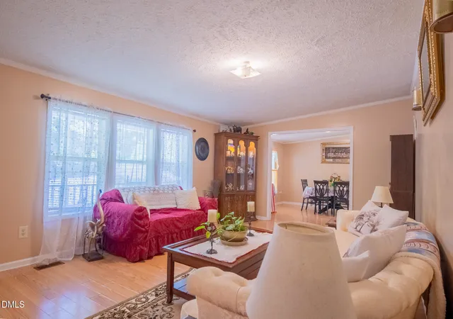 Photo 4 of Single family home for sale at 95 Roberts St, Pittsboro, NC 27312 | MLS# 10190550 | Listing updated on 2026-10-06