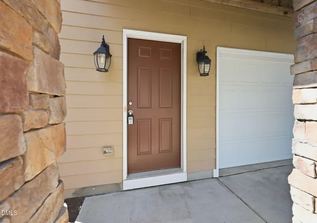 Photo 3 of Townhouse for sale at 2074 Jersey City Pl, Apex, NC 27523 | MLS# 10192130 | Listing updated on 2026-09-19