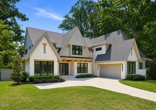 Photo 1 of Mansion for sale at 822 Pebblebrook Dr, Raleigh, NC 27609 | MLS# 10190746 | Listing updated on 2026-09-13