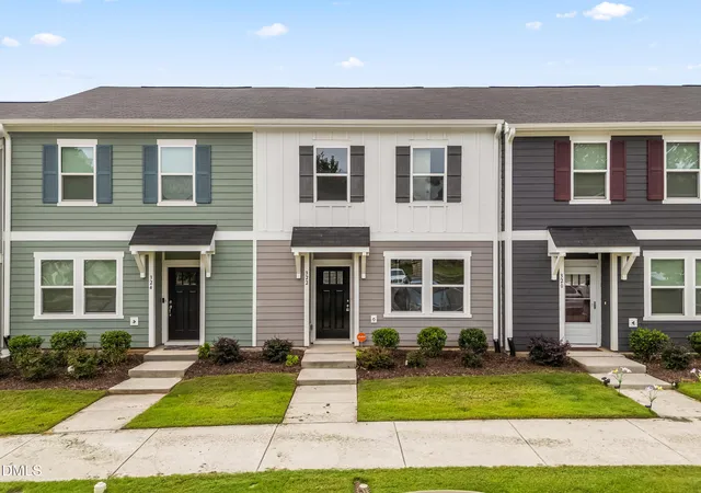 Townhouse for sale at 322 Hacksaw Trl, Raleigh, NC 27610 | MLS# 10189929