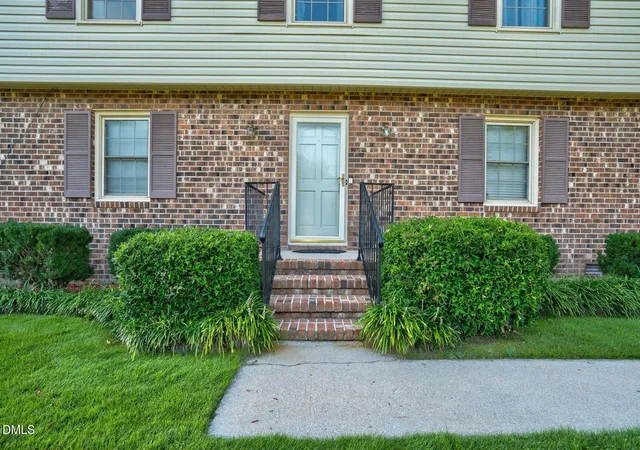 Photo 3 of Single family home for sale at 2609 Amherst Rd, Rocky Mount, NC 27804 | MLS# 10190061 | Listing updated on 2026-09-15