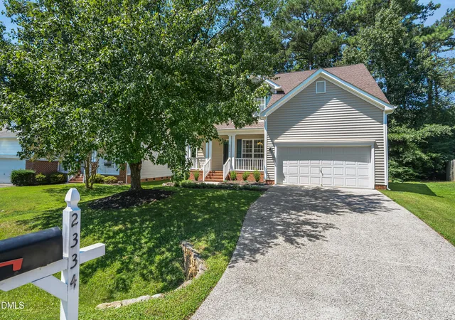 Photo 2 of Single family home for sale at 2334 School Crk Pl, Raleigh, NC 27606 | MLS# 10190127 | Listing updated on 2026-09-02