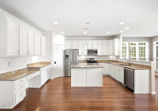 Photo 3 of Single family home for sale at 2513 Wyatt Ln, Raleigh, NC 27614 | MLS# 10192957 | Listing updated on 2026-10-16